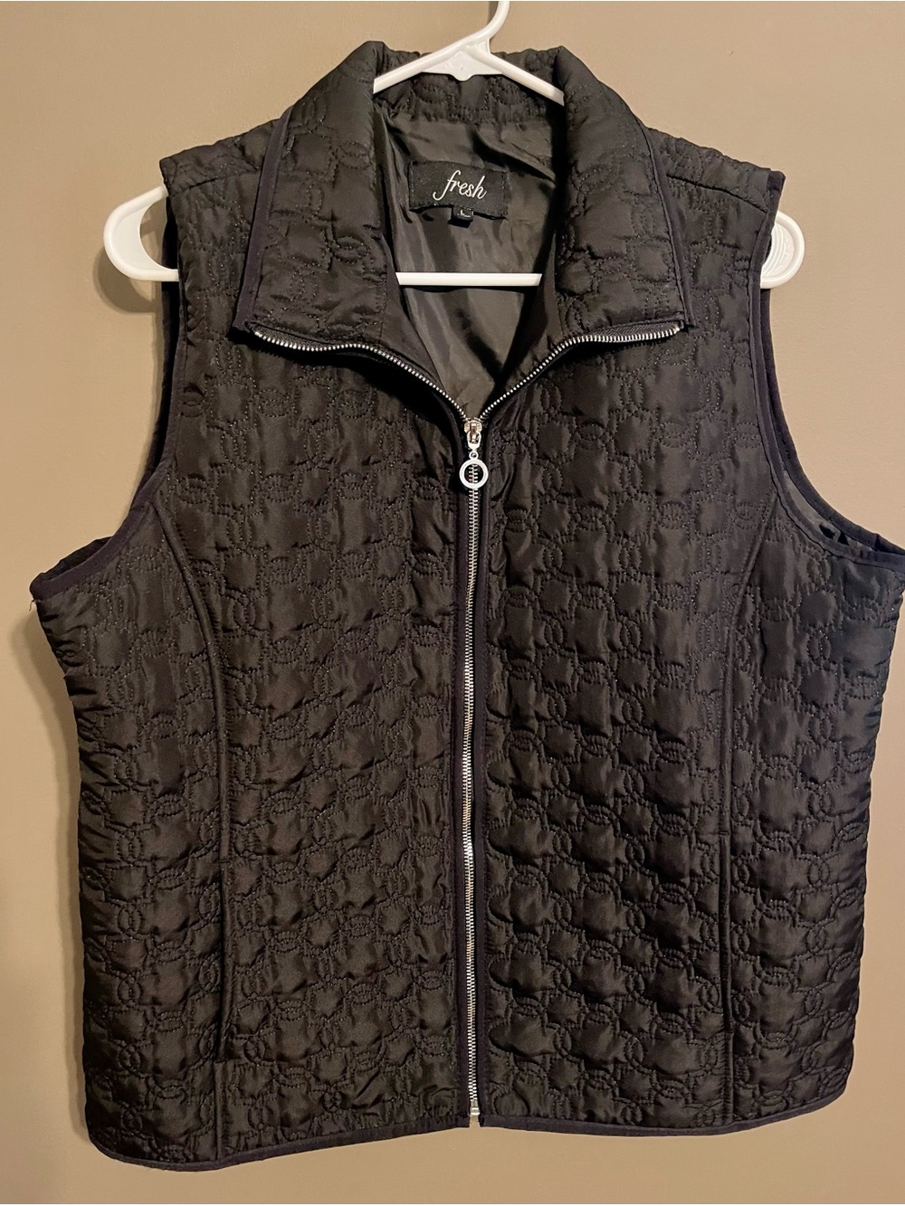 fresh Black Quilted Zip-Front Vest